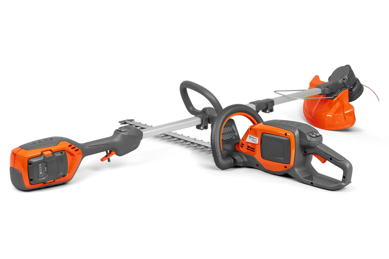 Levně Aku plotostřih HUSQVARNA 215iL/215iHD45 a vyžínač s akumulátorem (B70) a nabíječkou (C80)